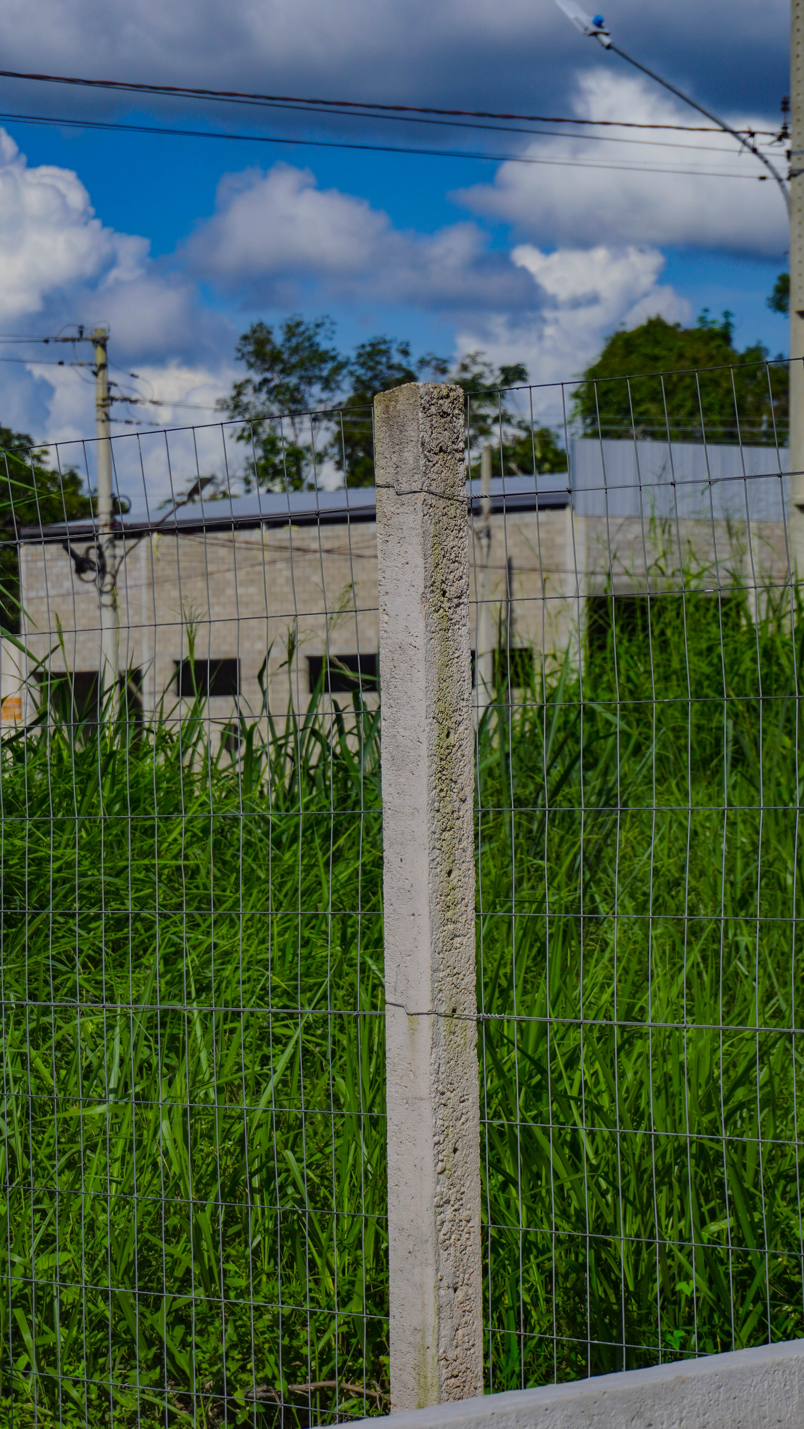 Mourões de concreto para cerca rural em Sinop MT - WN Pré-Moldados